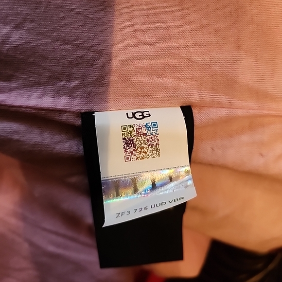 New Ugg Color Block Faux Fur Jacket NWOT Very Oversized Small Fits XL - Picture 7 of 10